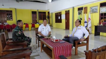 Satgas Pamtas RI–RDTL Yon Armed-12 Siap Dukung Program Sosial, Temui Bupati Malaka di Haitimuk
